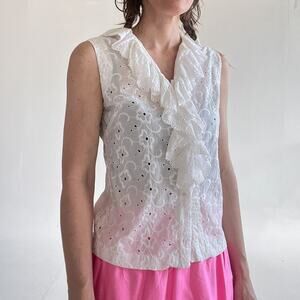 Vtg 60s 70s White Eyelet Ruffled Sleeveless Top Size 14 / M Hippie Boho Cottage